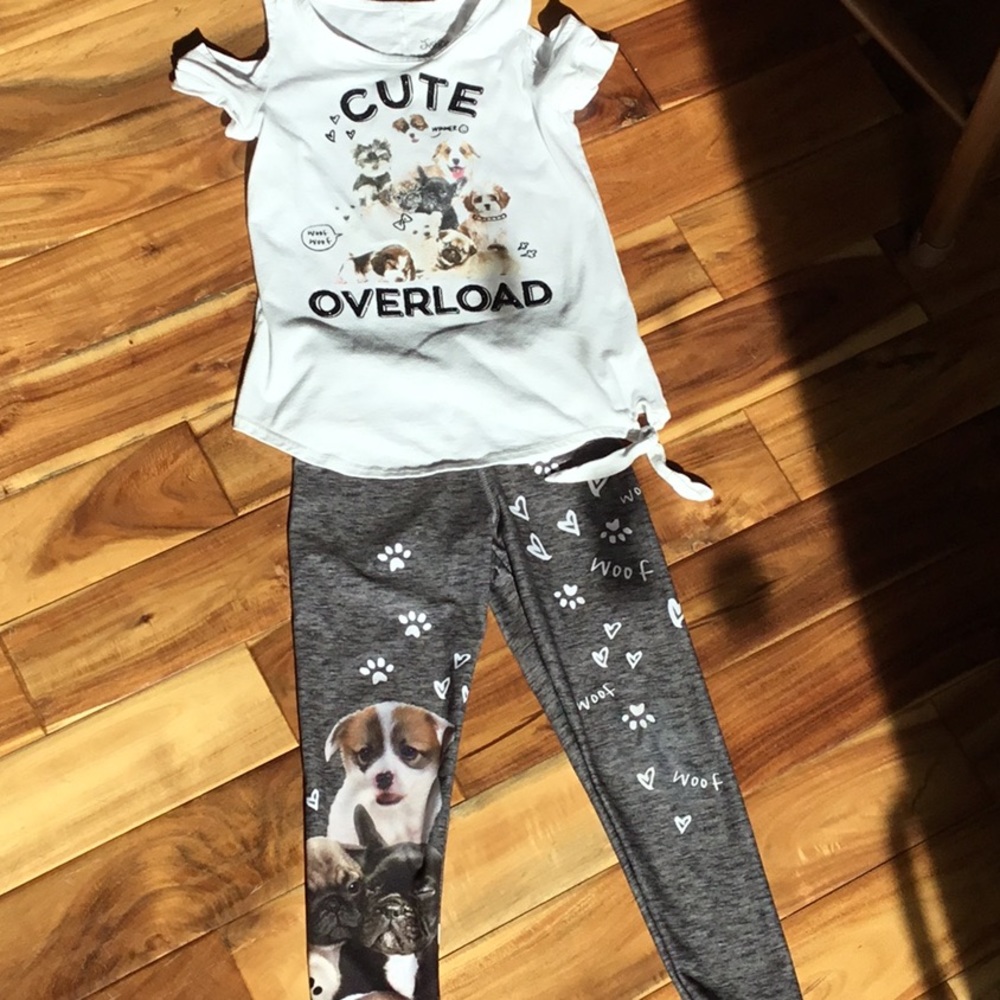 Adorable outfit!